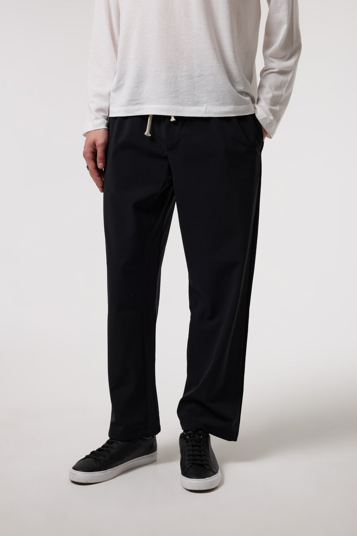 Beli Bağcıklı Relaxed Fıt Pantolon