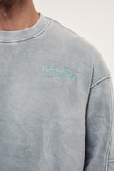 Yırtık Detaylı Yıkamalı Sweatshırt