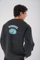 Patch Detaylı Oversize Sweatshirt