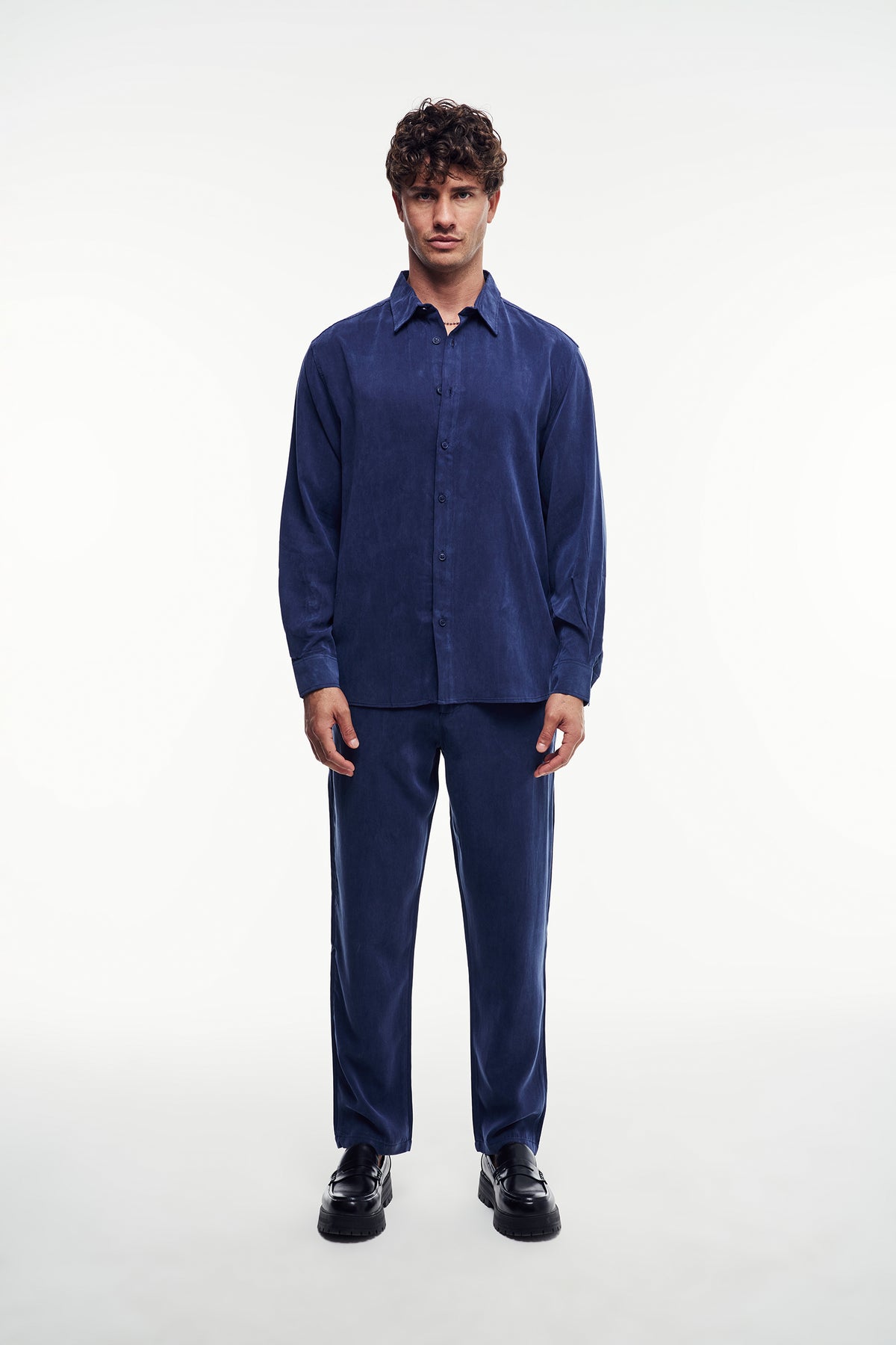 Dokulu Comfort Fit Takım