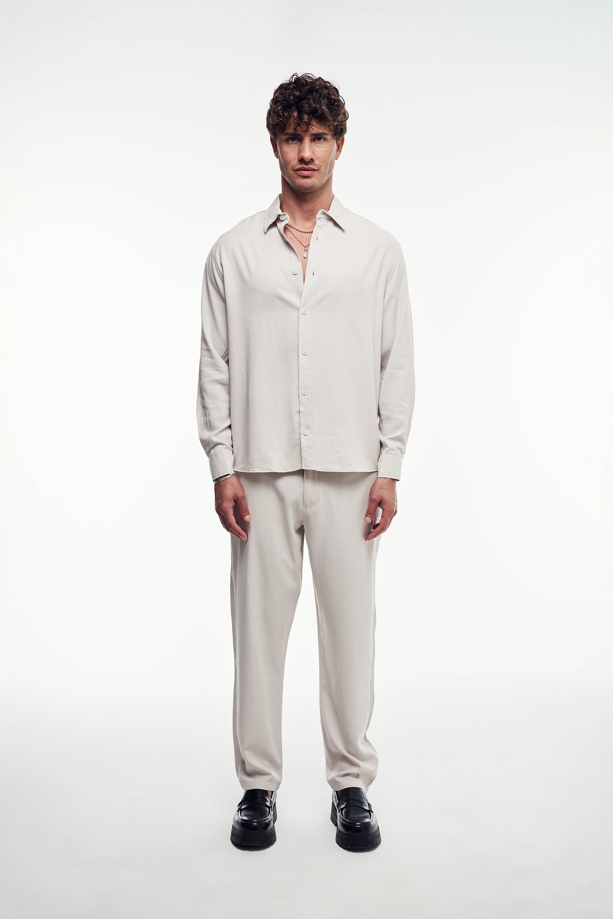 Dokulu Comfort Fit Takım
