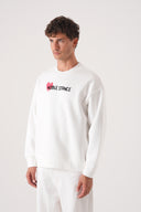 Noble Stance Baskılı Grafik Sweatshirt