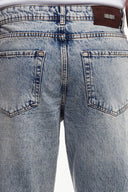 Relaxed Fit Jean