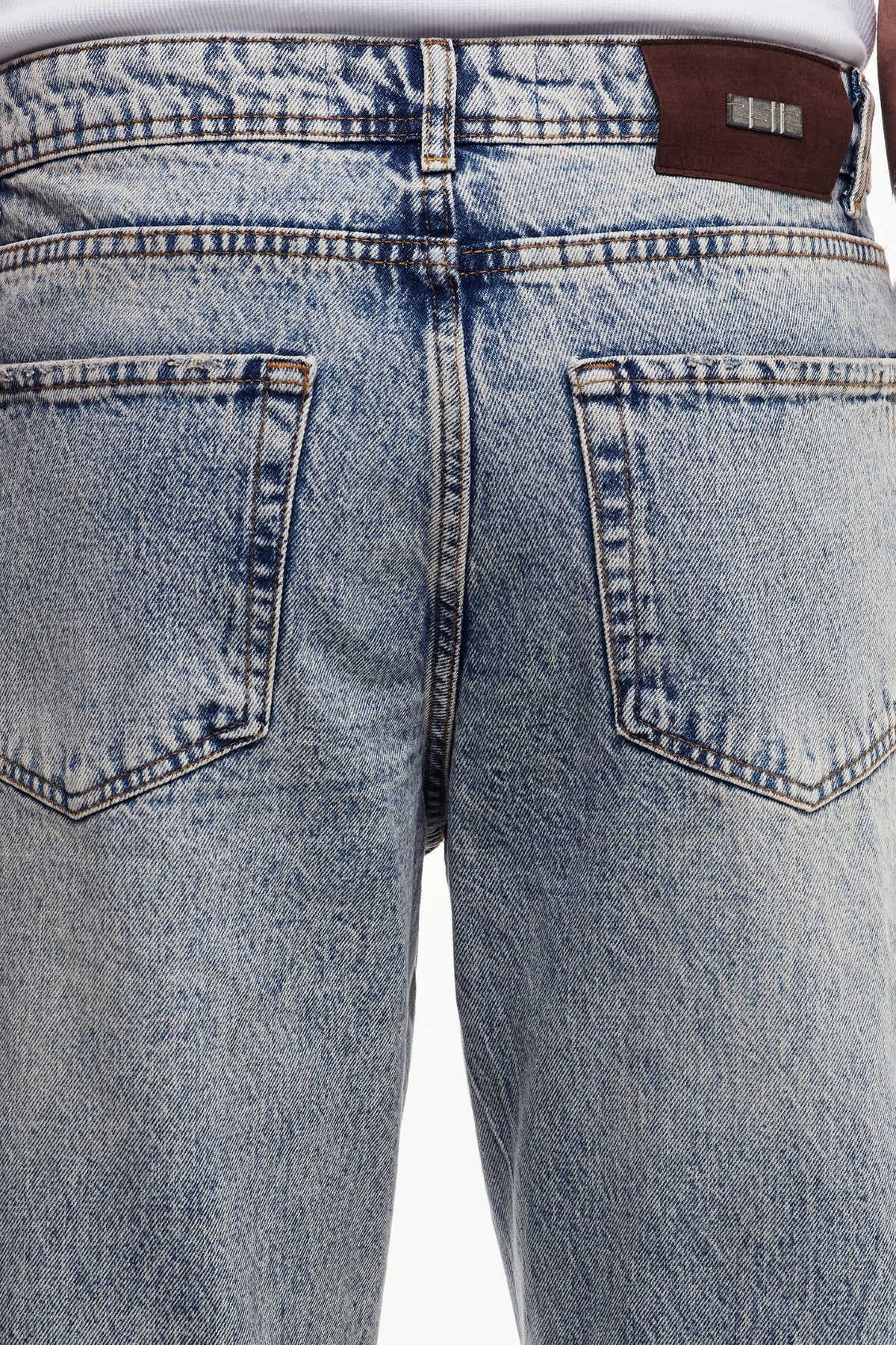 Relaxed Fit Jean