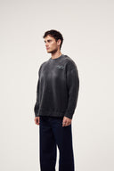 Yırtık Detaylı Yıkamalı Sweatshirt