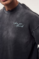 Yırtık Detaylı Yıkamalı Sweatshirt